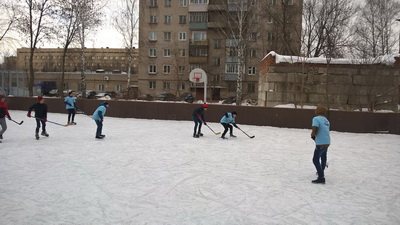 Лига дворовых чемпионов по хоккею с мячом (до 16 лет).