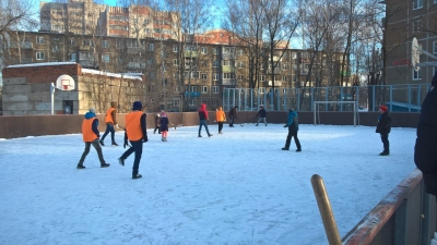 Турнир по хоккею на валенках